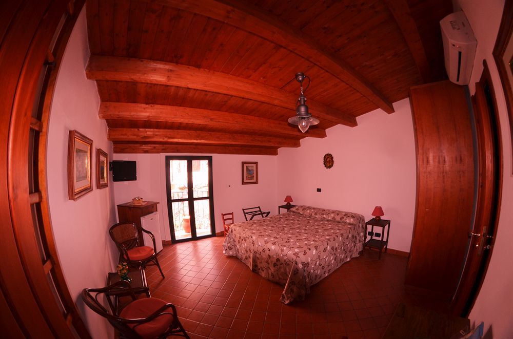 Le Piccole Grotte Bed and Breakfast Scilla Eksteriør billede