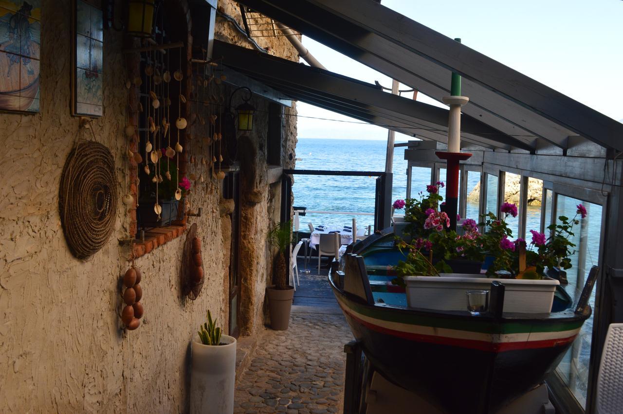 Le Piccole Grotte Bed and Breakfast Scilla Eksteriør billede