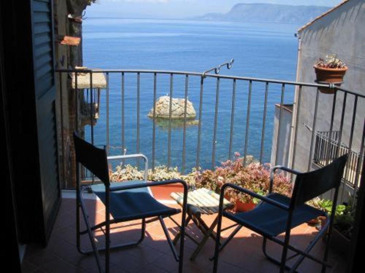Le Piccole Grotte Bed and Breakfast Scilla Eksteriør billede